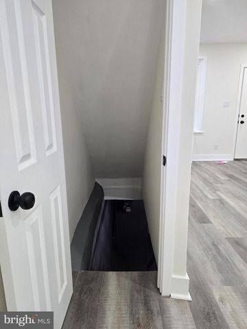 962 CARVER ST, Philadelphia, PA 19124