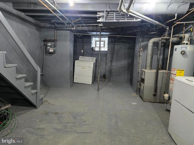 962 CARVER ST, Philadelphia, PA 19124