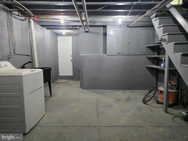 962 CARVER ST, Philadelphia, PA 19124