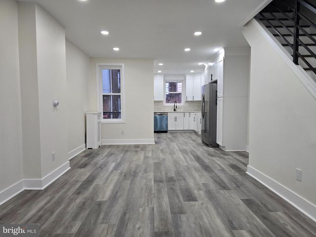 962 CARVER ST, Philadelphia, PA 19124