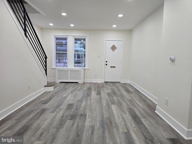 962 CARVER ST, Philadelphia, PA 19124