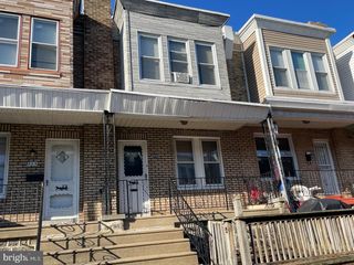 962 CARVER ST, Philadelphia, PA 19124