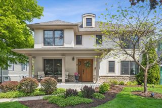 457 Taylor Avenue, Glen Ellyn, IL 60137