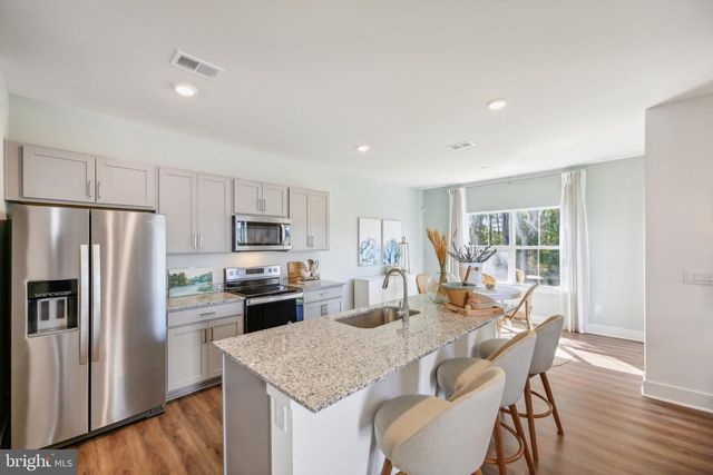 124 WAPPINGER TER, Winchester, VA 22602