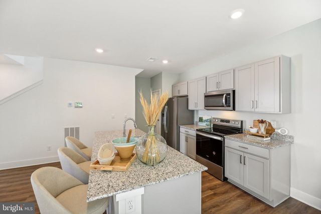 124 WAPPINGER TER, Winchester, VA 22602