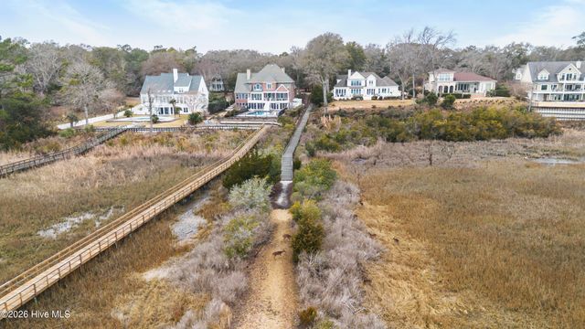 1254 Harbour Gate South SW, Calabash, NC 28467