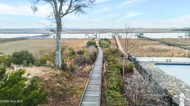 1254 Harbour Gate South SW, Calabash, NC 28467
