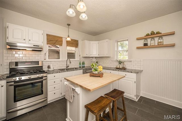 1724 McCready Avenue, St Louis, MO 63117