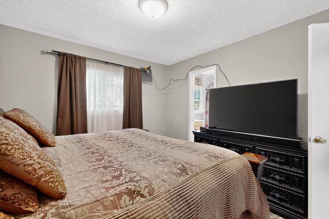 2551 Camino Cabestro, Santa Fe, NM 87505