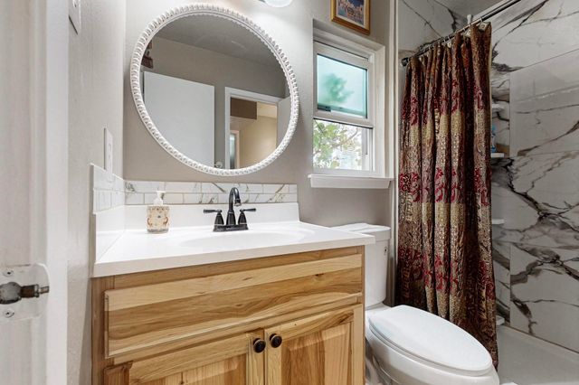 2551 Camino Cabestro, Santa Fe, NM 87505