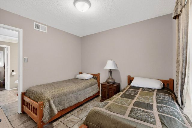 2551 Camino Cabestro, Santa Fe, NM 87505