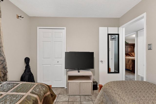 2551 Camino Cabestro, Santa Fe, NM 87505