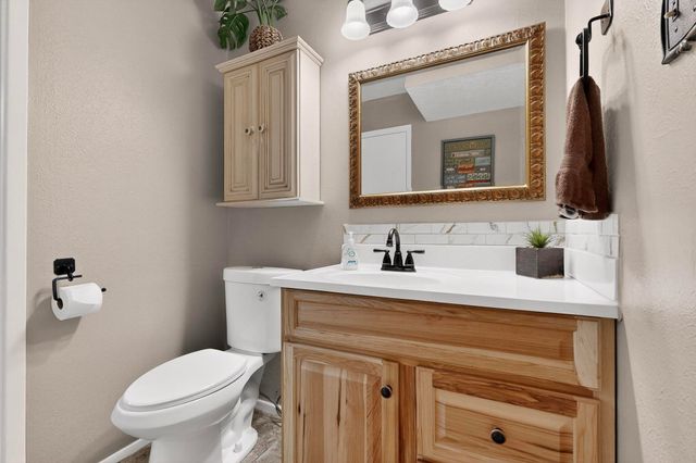 2551 Camino Cabestro, Santa Fe, NM 87505