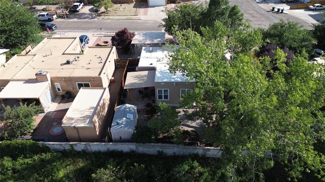 2551 Camino Cabestro, Santa Fe, NM 87505