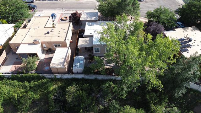 2551 Camino Cabestro, Santa Fe, NM 87505