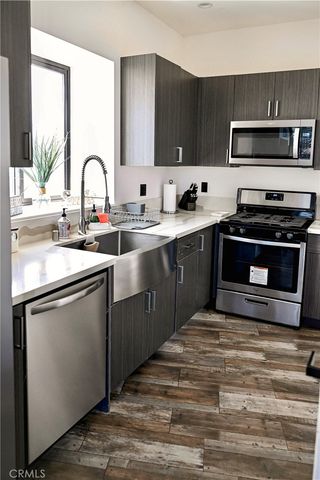 2336 S Longwood, Los Angeles, CA 90016
