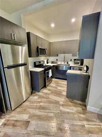 2336 S Longwood, Los Angeles, CA 90016