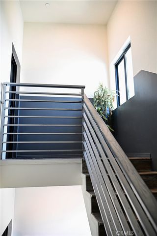 2336 S Longwood, Los Angeles, CA 90016