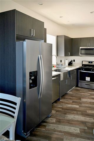 2336 S Longwood, Los Angeles, CA 90016