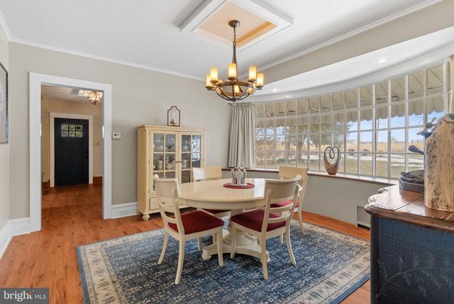 4303 NEWBURG RD, Bethlehem, PA 18020