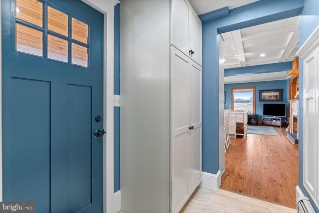 4303 NEWBURG RD, Bethlehem, PA 18020