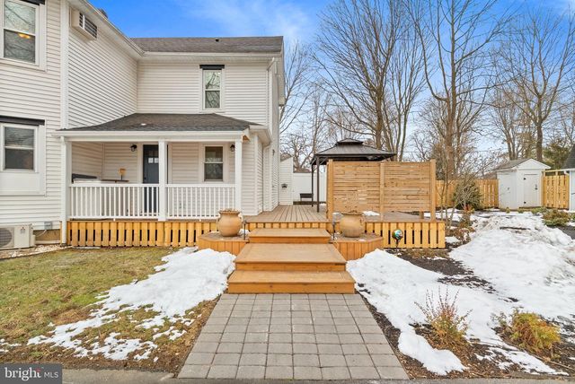 4303 NEWBURG RD, Bethlehem, PA 18020