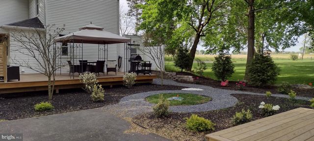 4303 NEWBURG RD, Bethlehem, PA 18020