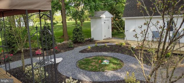 4303 NEWBURG RD, Bethlehem, PA 18020