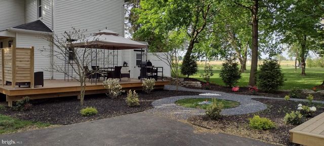 4303 NEWBURG RD, Bethlehem, PA 18020