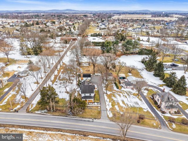 4303 NEWBURG RD, Bethlehem, PA 18020