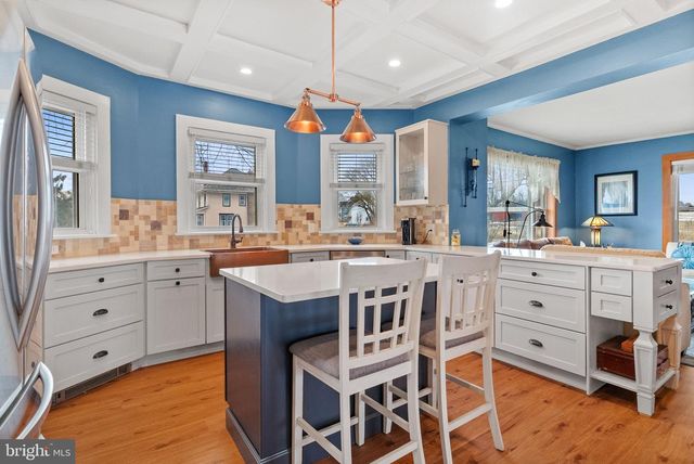 4303 NEWBURG RD, Bethlehem, PA 18020