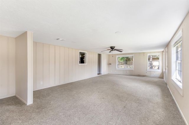 407 Tanner Avenue, Cleveland, TX 77327