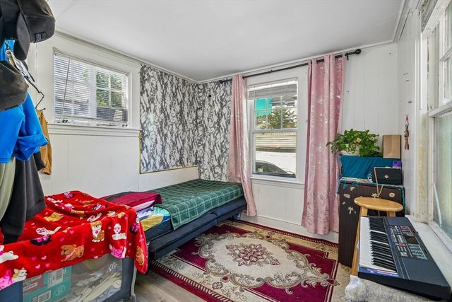 638 Boston St, Lynn, MA 01905