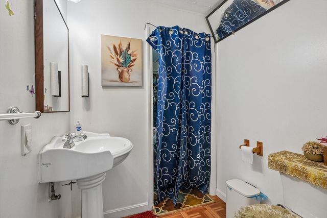 638 Boston St, Lynn, MA 01905