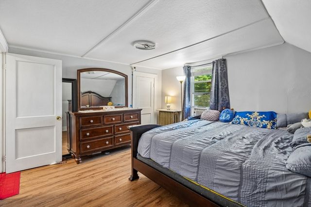 638 Boston St, Lynn, MA 01905