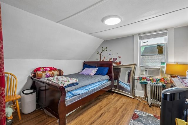 638 Boston St, Lynn, MA 01905