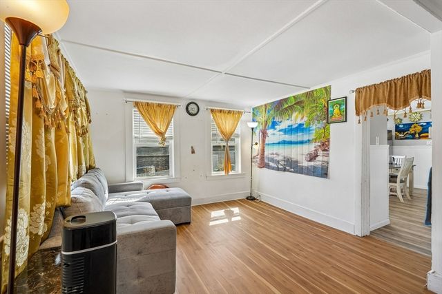 638 Boston St, Lynn, MA 01905