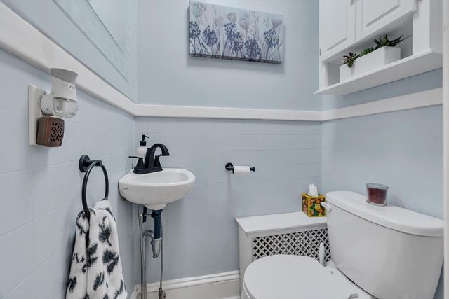 44 Marshall Ave, Cumberland, RI 02864