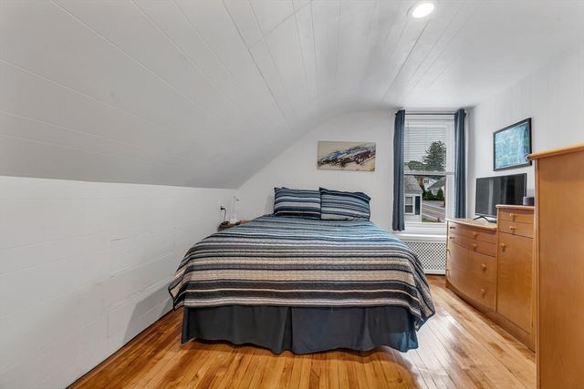 44 Marshall Ave, Cumberland, RI 02864