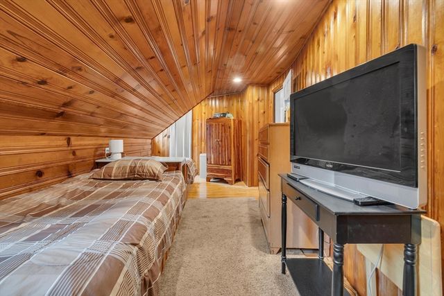 44 Marshall Ave, Cumberland, RI 02864