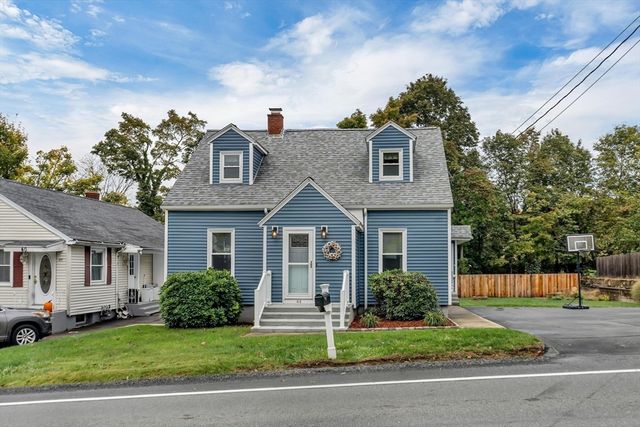 44 Marshall Ave, Cumberland, RI 02864