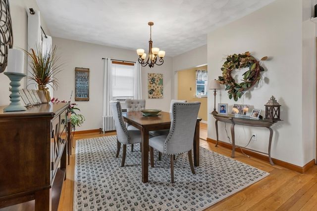 44 Marshall Ave, Cumberland, RI 02864