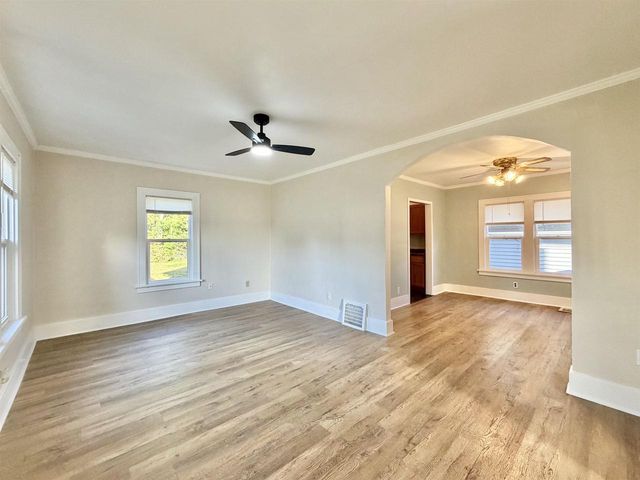 335 Ridgeland Avenue, Beloit, WI 53511