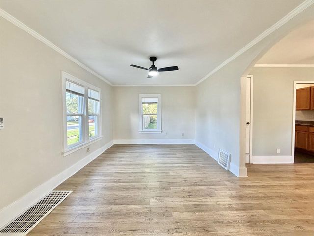335 Ridgeland Avenue, Beloit, WI 53511