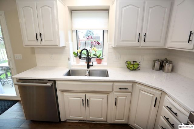 2104 John Street, Papillion, NE 68133