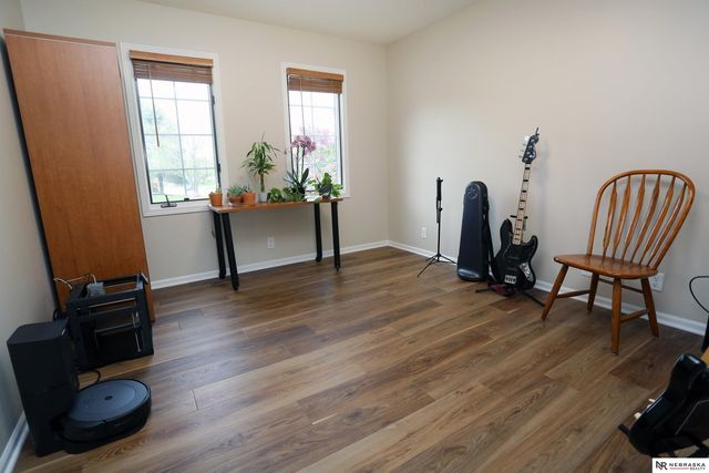 2104 John Street, Papillion, NE 68133