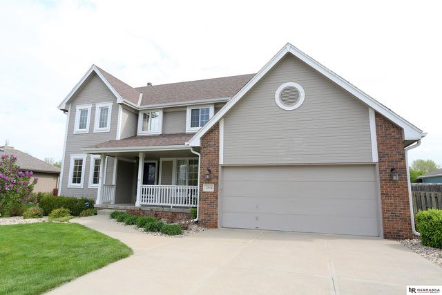 2104 John Street, Papillion, NE 68133