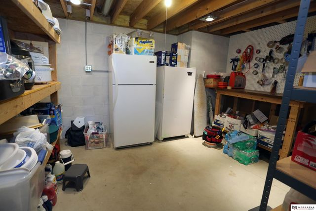 2104 John Street, Papillion, NE 68133