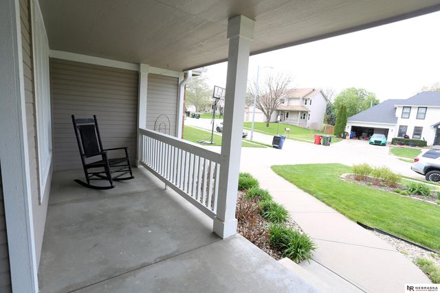 2104 John Street, Papillion, NE 68133