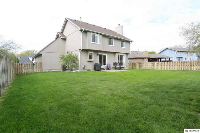 2104 John Street, Papillion, NE 68133